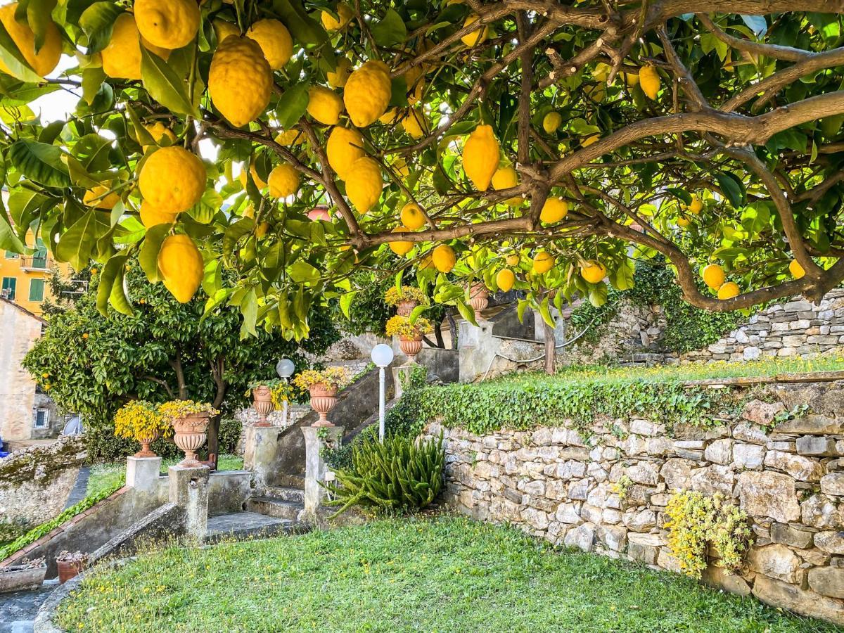 A~Mare Casa Vacanze Феццано Экстерьер фото